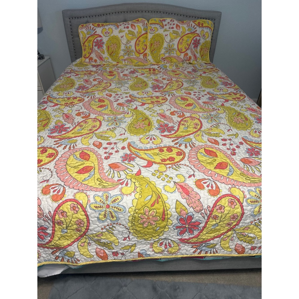 Yellow Paisley Quilt Set 3pc Full Queen Bedspread Matching Shams Boho Floral